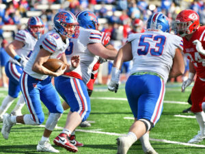 Herbert Hoover QB Dane Hatfield named J.R. House award winner